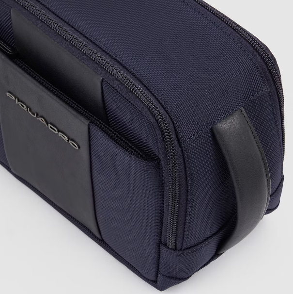 Piquadro Necessaire Brief 2 da viaggio in tessuto riciclato Blu