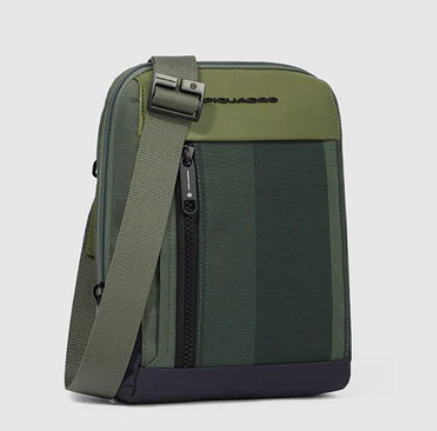 Piquadro Borsello uomo porta ipad mini in tessuto riciclato Verde