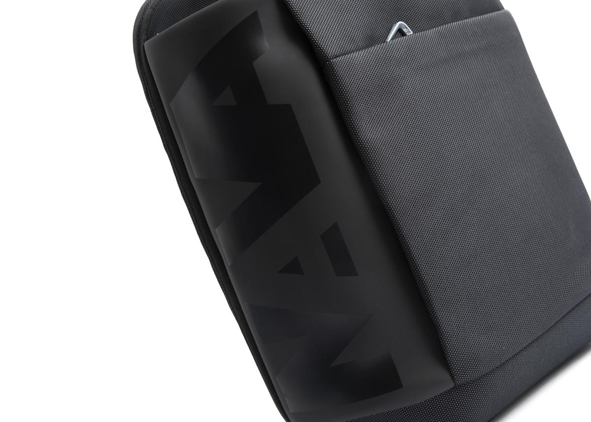 Nava Zaino Cross con 1 scomparto con porta PC e iPad Nero - Grigio
